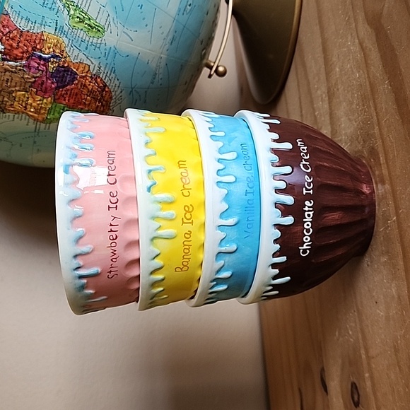 Other - Vintage ceramic ice cream bowls
